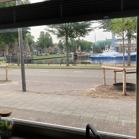 Fijn Vakantiehuis In Het Centrum Aan De Haven, Op Loopafstand De Zee En De Boot Texel Holiday home *